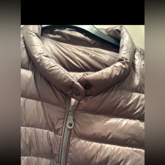 Metallic Puffer Jacket - Picture 2 of 3